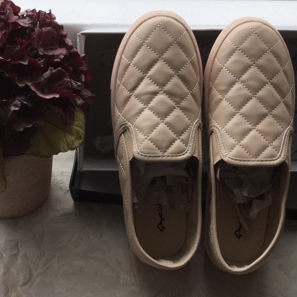 Qupid Quilted Sneakers - Picture 2 of 4